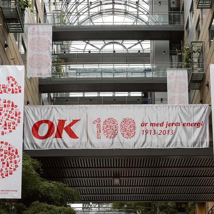 OK's banner ved indgangen til Scandinavian Congress Center