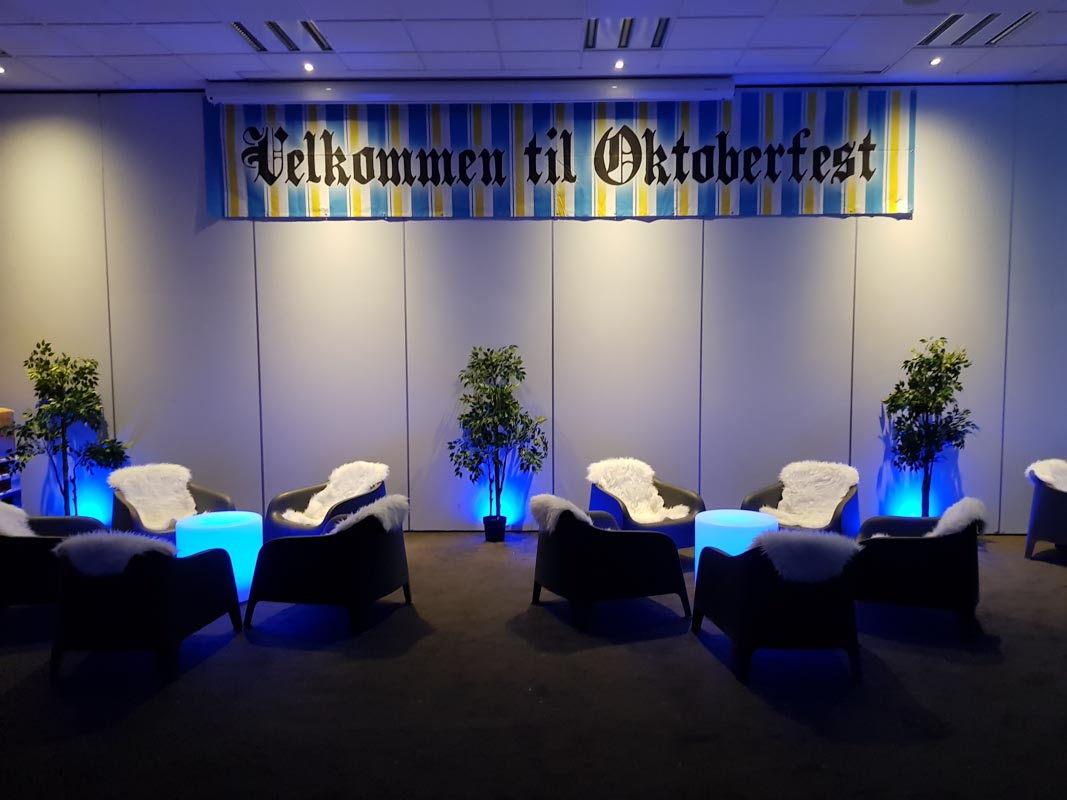 Lounge og oktoberfest banner