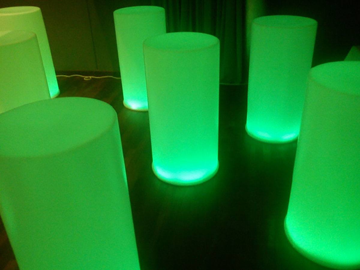 Light tables kan belyses i forskellige farver 