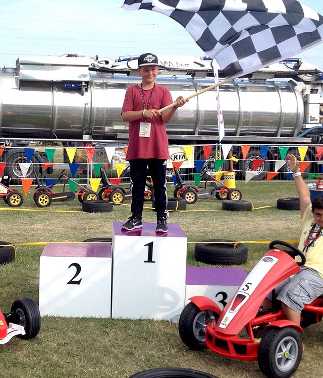 Rodkjær opstillede Copenhagen Historic Grand Prix med pedal-gokart-ræs på KIA Motors’ stand.